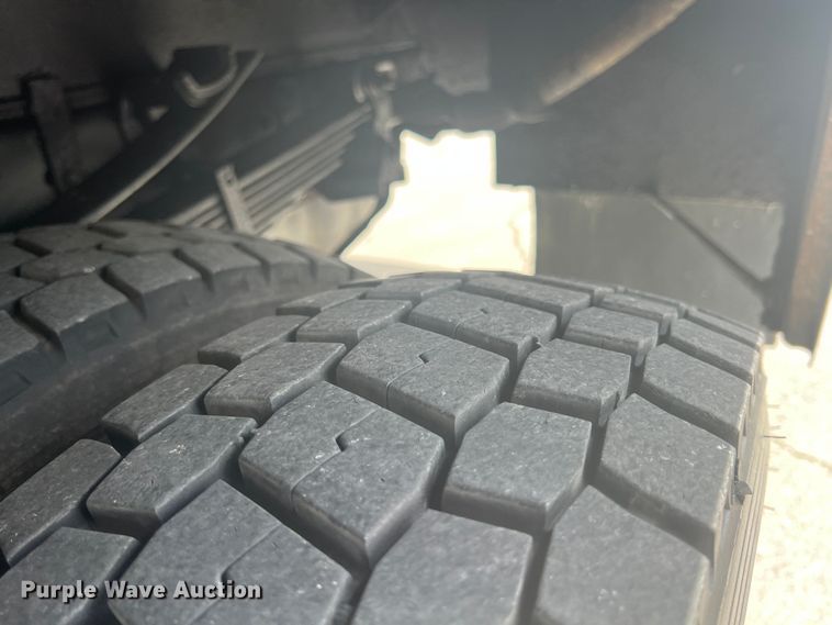 image for item JX9373 2010 Ford F550 Super Duty  crane truck