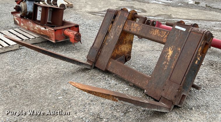 image for item JX9398 Case  53"L forks