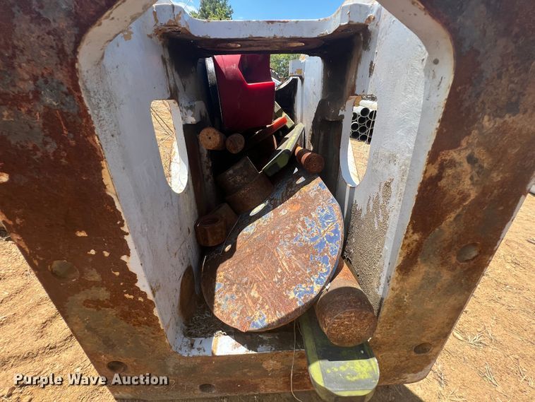 image for item JX9409 Breaker