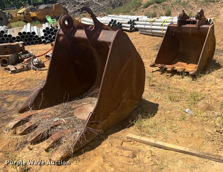 image for item JX9410 (2) excavator buckets