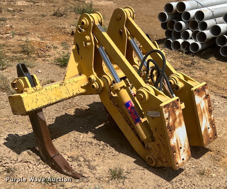 image for item JX9414 Vail JD650  ripper