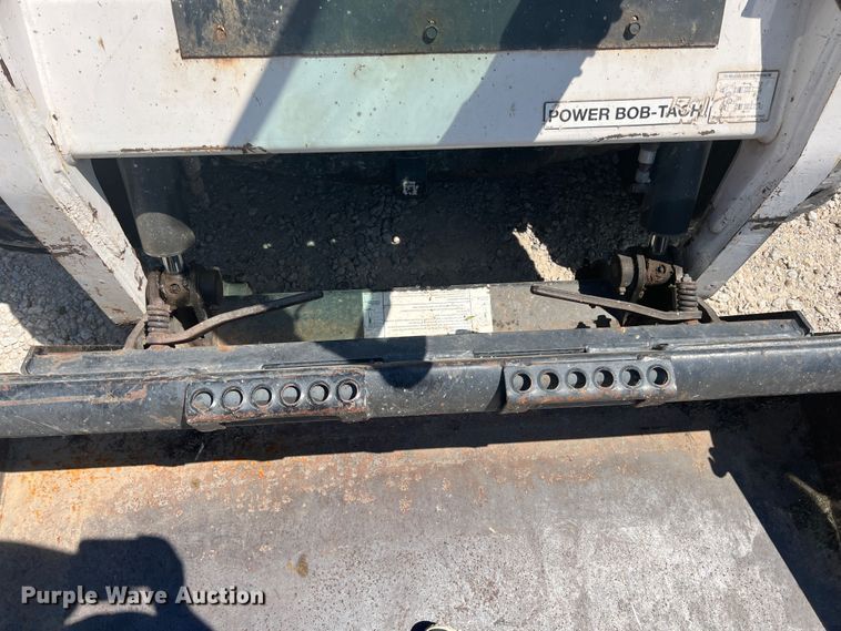 image for item JX9442 2007 Bobcat S205  skid steer loader