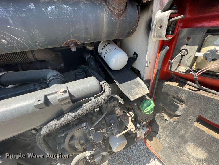 image for item JX9442 2007 Bobcat S205  skid steer loader