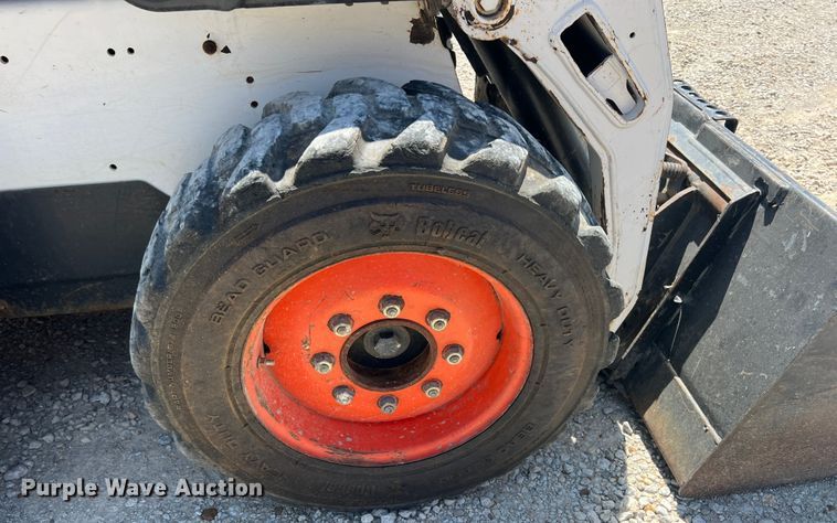 image for item JX9442 2007 Bobcat S205  skid steer loader