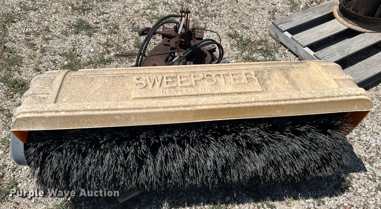 image for item JX9444 54" W skid steer broom