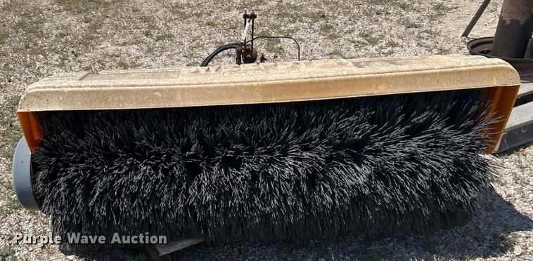 image for item JX9444 54" W skid steer broom