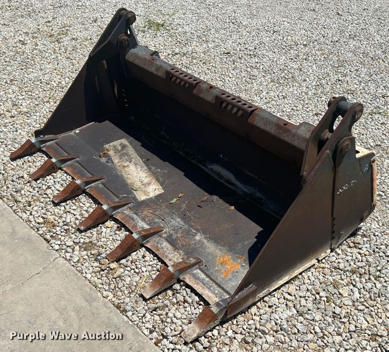 image for item JX9445 Ingersoll Rand 66  four-in-one skid steer bucket