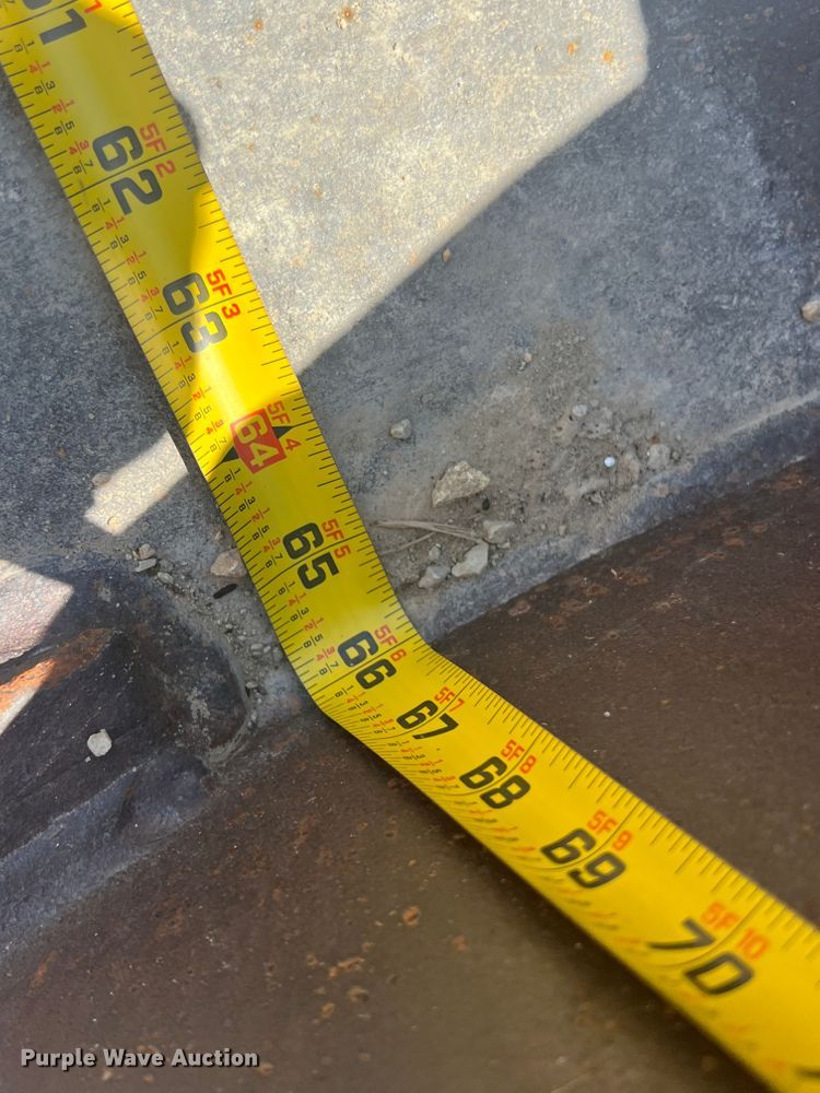 image for item JX9445 Ingersoll Rand 66  four-in-one skid steer bucket