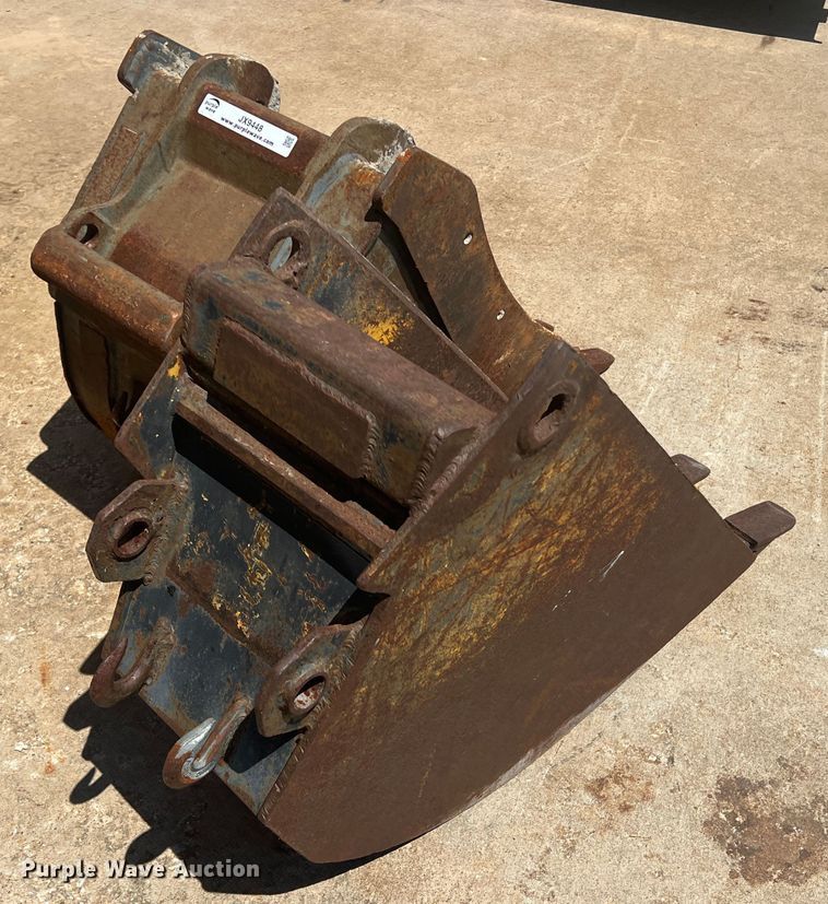 image for item JX9448 (2) buckets