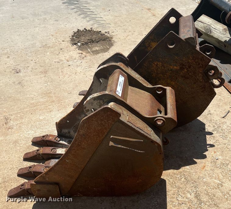 image for item JX9448 (2) buckets