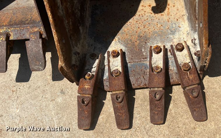 image for item JX9448 (2) buckets