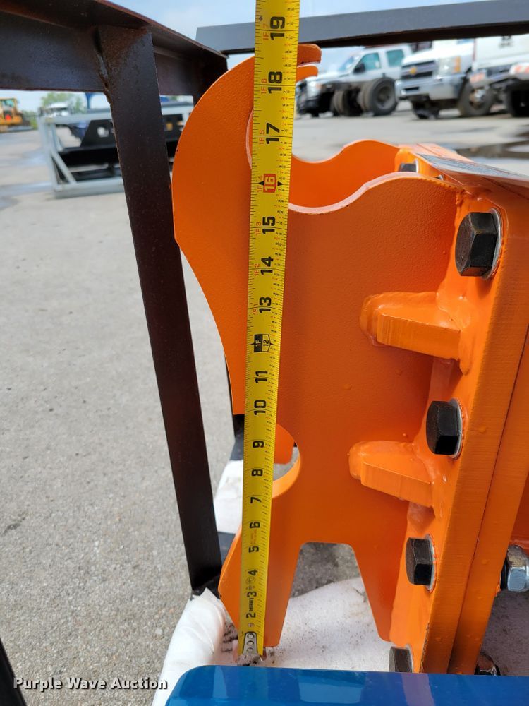 image for item JZ9193 TMG Industrial TMG-HB70Q  breaker