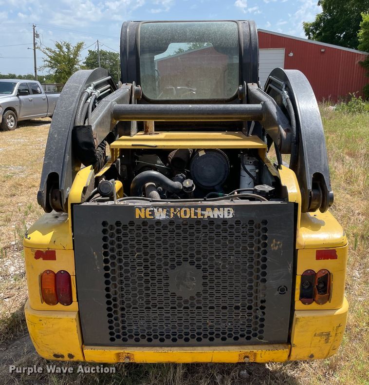 image for item KE9339 2016 New Holland L228  skid steer loader