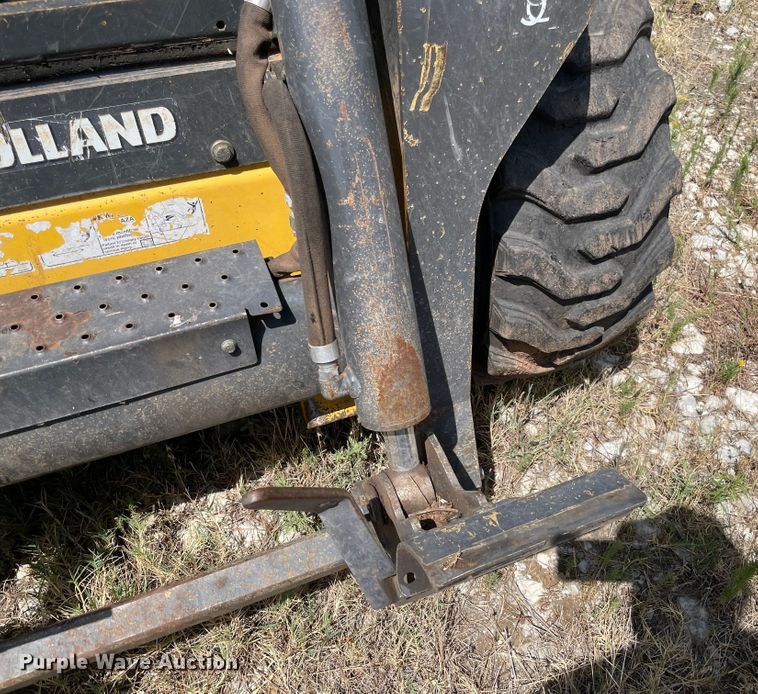 image for item KE9339 2016 New Holland L228  skid steer loader