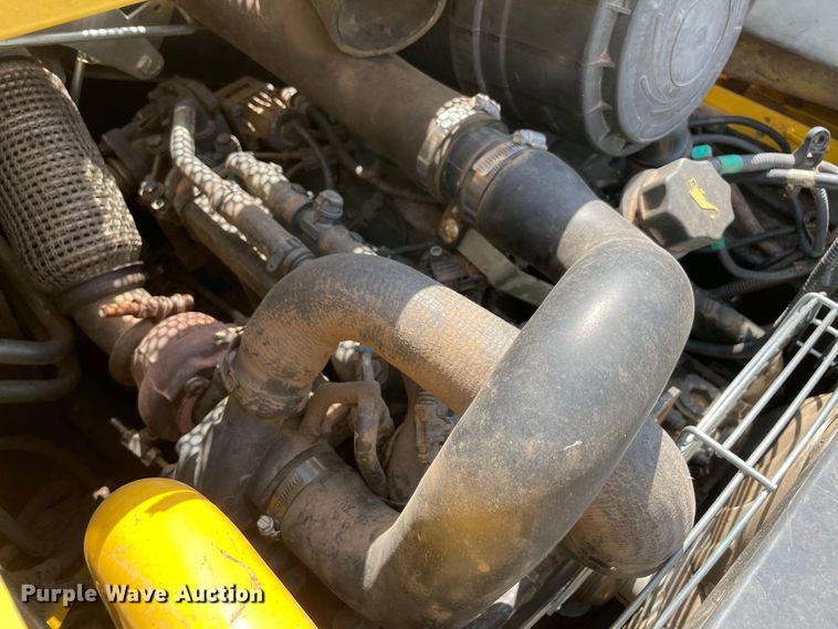 image for item KE9339 2016 New Holland L228  skid steer loader