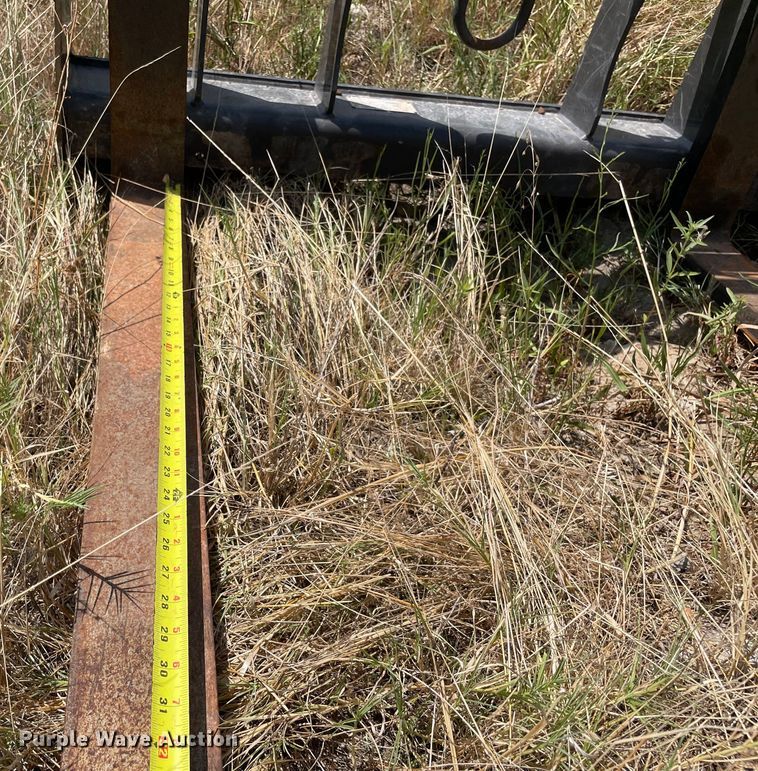 image for item KE9339 2016 New Holland L228  skid steer loader