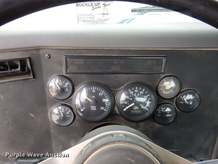 image for item KF9604 2001 Western Star 4964FX  ready mix truck