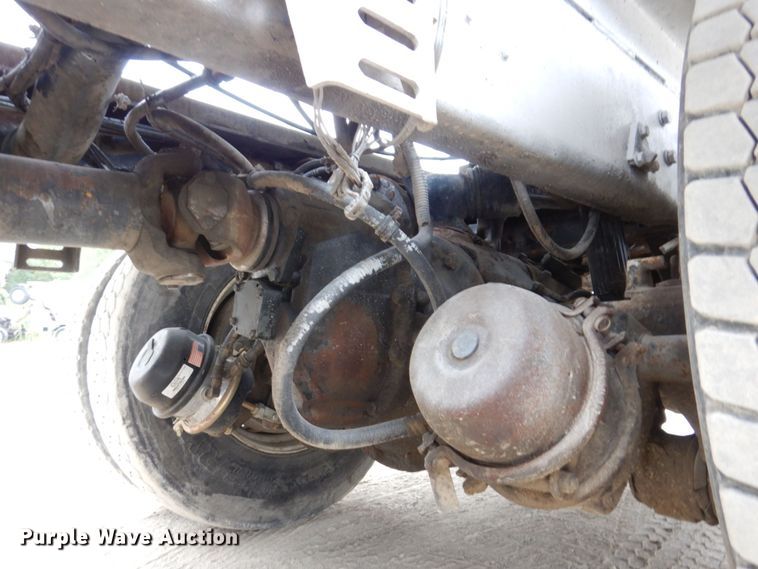 image for item KF9604 2001 Western Star 4964FX  ready mix truck