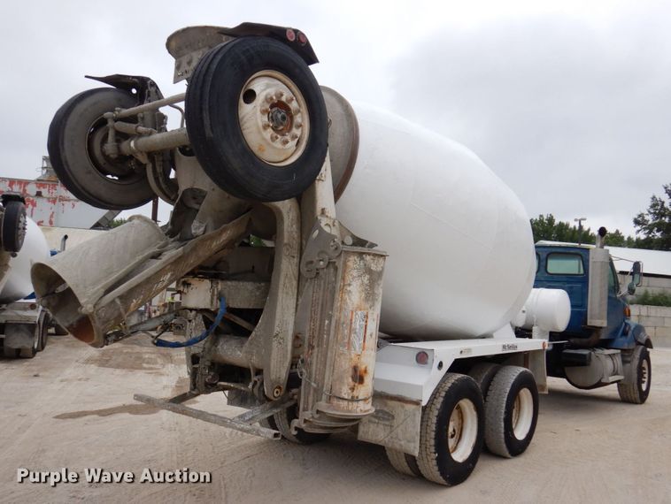 image for item KF9605 1999 Sterling LT9511  ready mix truck