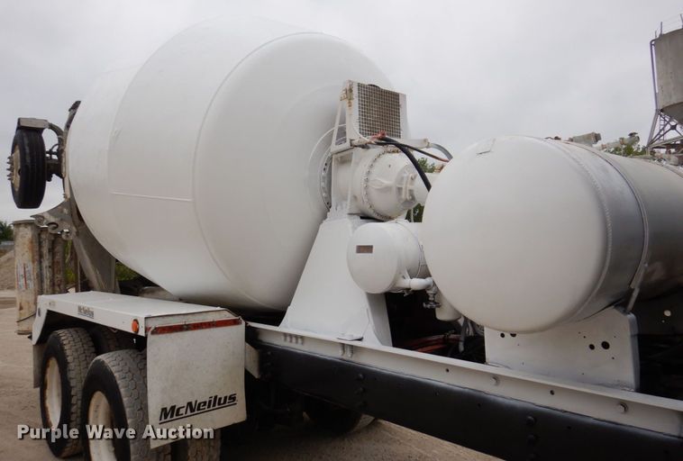 image for item KF9605 1999 Sterling LT9511  ready mix truck