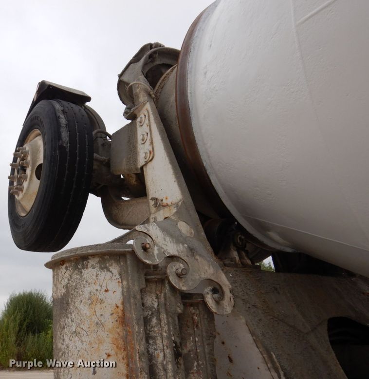 image for item KF9605 1999 Sterling LT9511  ready mix truck