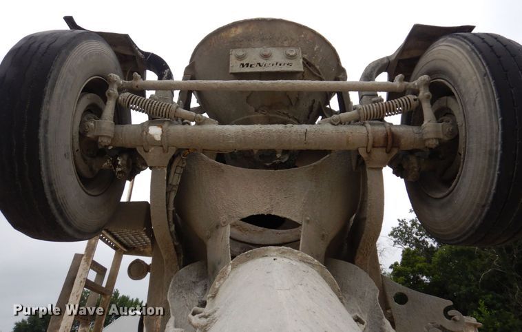 image for item KF9605 1999 Sterling LT9511  ready mix truck