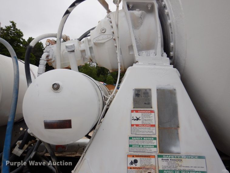 image for item KF9605 1999 Sterling LT9511  ready mix truck