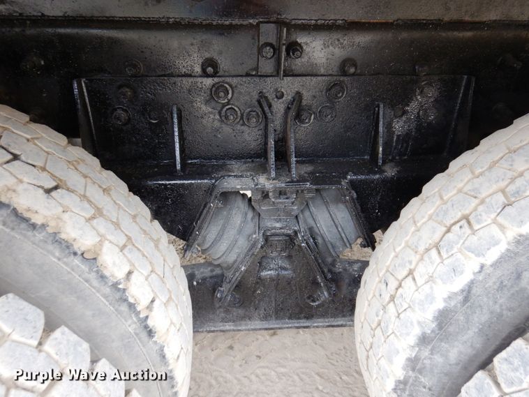 image for item KF9605 1999 Sterling LT9511  ready mix truck