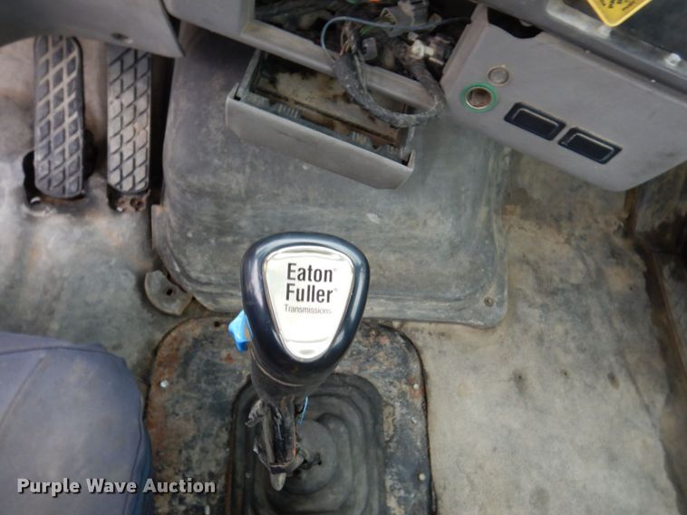 image for item KF9605 1999 Sterling LT9511  ready mix truck