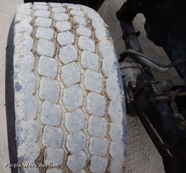 image for item KF9605 1999 Sterling LT9511  ready mix truck