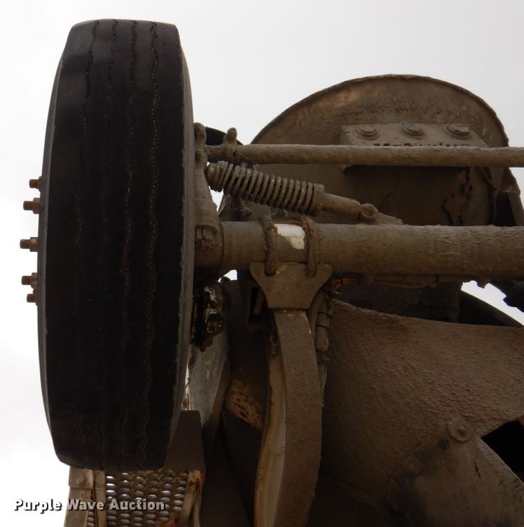 image for item KF9605 1999 Sterling LT9511  ready mix truck