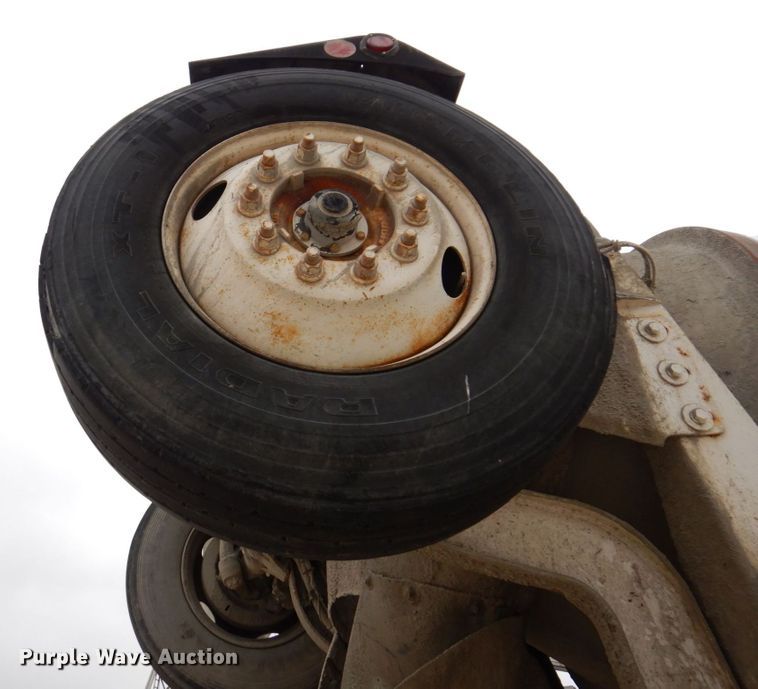 image for item KF9605 1999 Sterling LT9511  ready mix truck