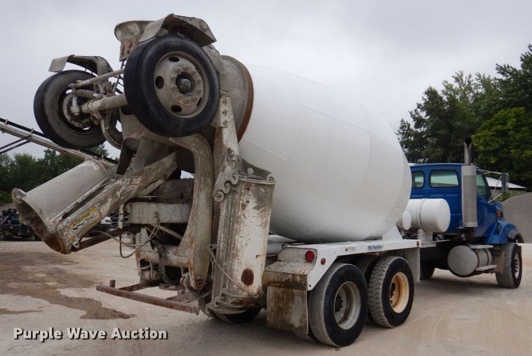 image for item KF9606 1999 Sterling LT9511  ready mix truck