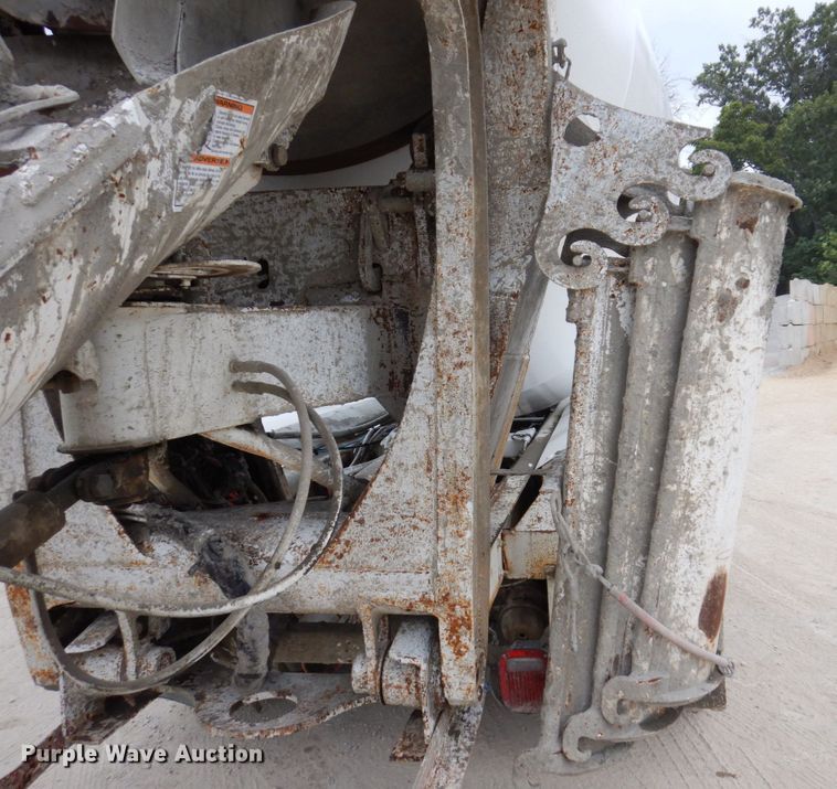 image for item KF9606 1999 Sterling LT9511  ready mix truck