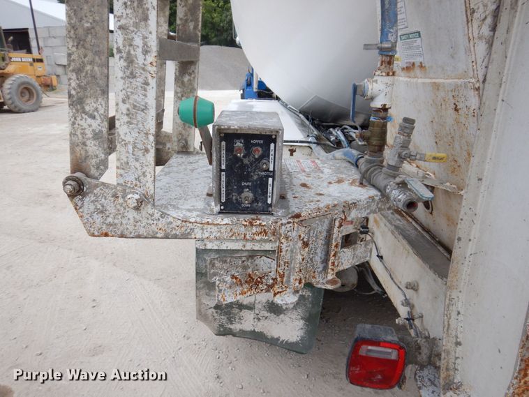 image for item KF9606 1999 Sterling LT9511  ready mix truck