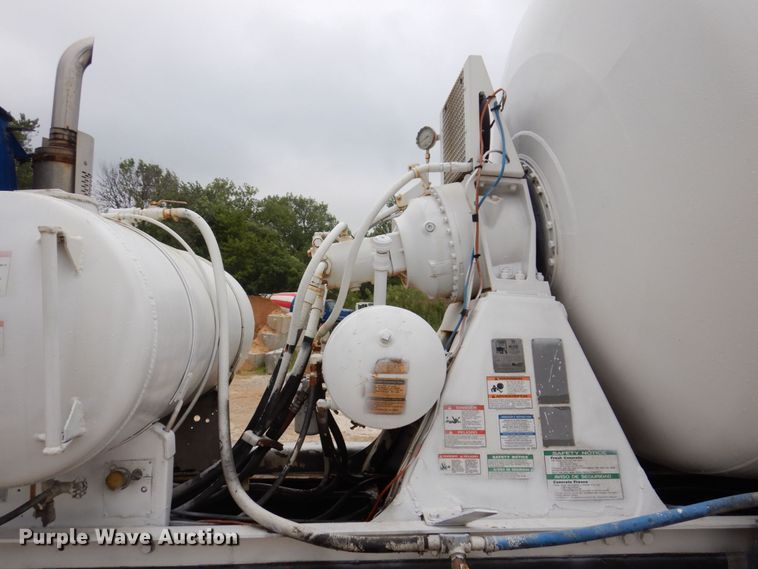 image for item KF9606 1999 Sterling LT9511  ready mix truck