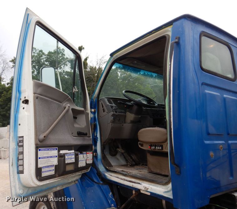 image for item KF9606 1999 Sterling LT9511  ready mix truck