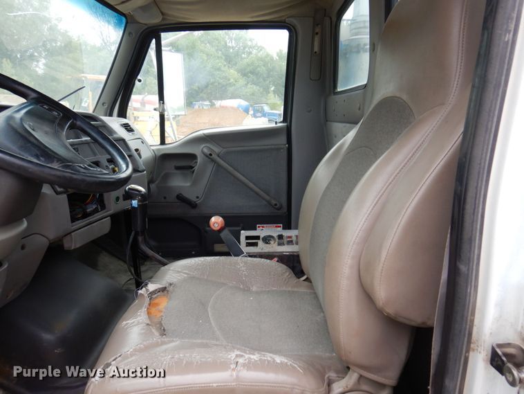 image for item KF9606 1999 Sterling LT9511  ready mix truck