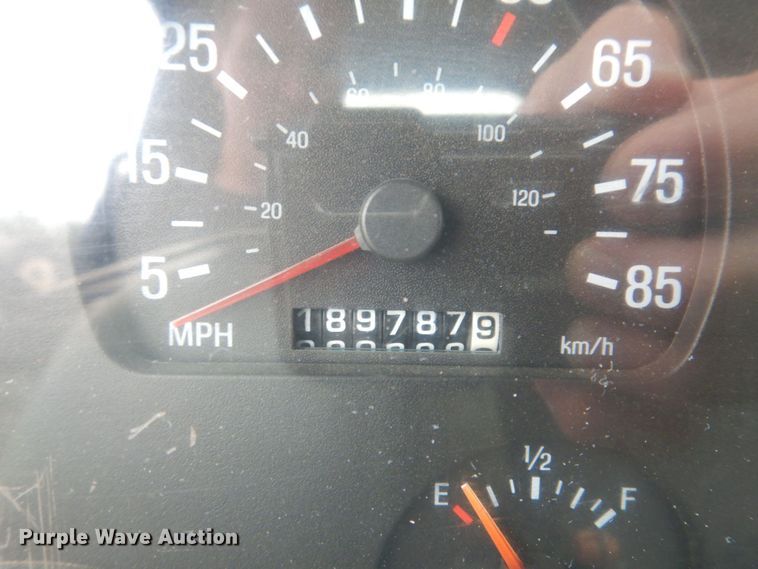 image for item KF9606 1999 Sterling LT9511  ready mix truck