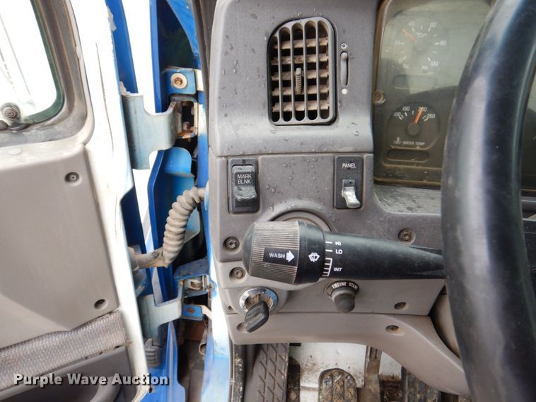 image for item KF9606 1999 Sterling LT9511  ready mix truck