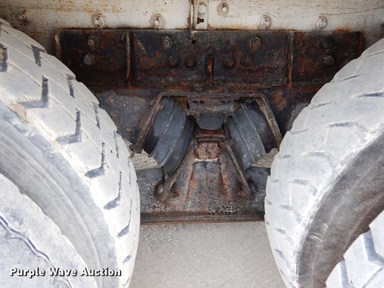 image for item KF9606 1999 Sterling LT9511  ready mix truck