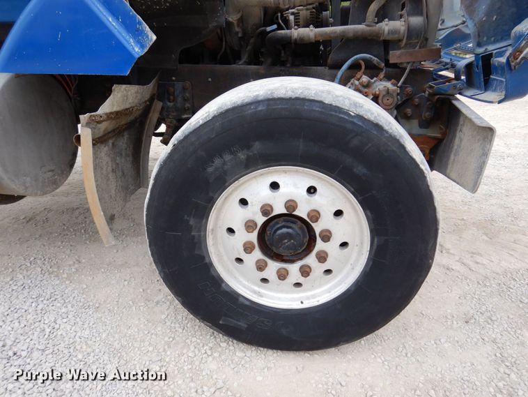 image for item KF9606 1999 Sterling LT9511  ready mix truck