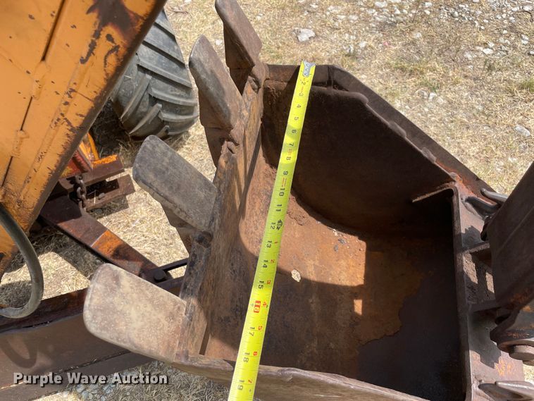 image for item KJ9702 1987 Case 360  trencher