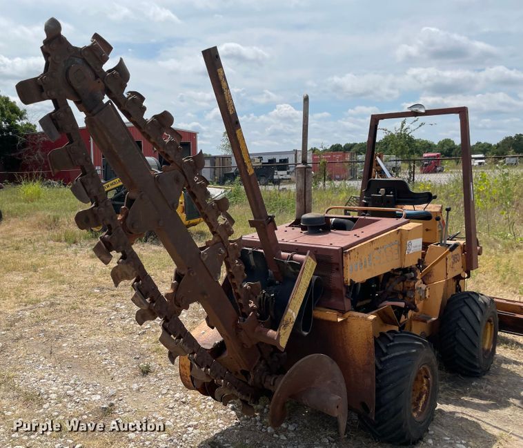 image for item KJ9702 1987 Case 360  trencher