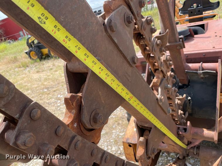 image for item KJ9702 1987 Case 360  trencher