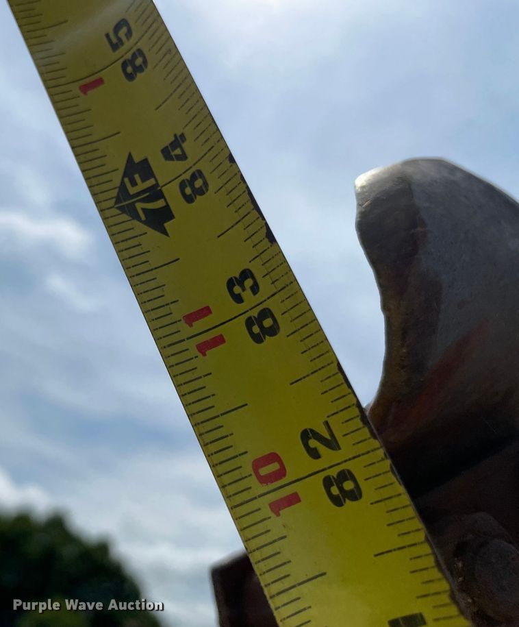 image for item KJ9702 1987 Case 360  trencher