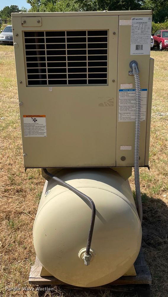 image for item KJ9715 Ingersoll Rand UP6-15-125  air compressor