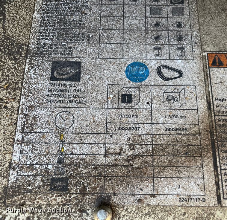 image for item KJ9715 Ingersoll Rand UP6-15-125  air compressor