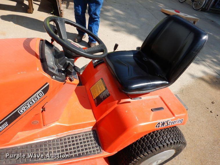 image for item KP9460 Kubota G2000-S  lawn mower