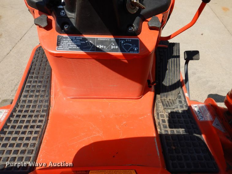 image for item KP9460 Kubota G2000-S  lawn mower